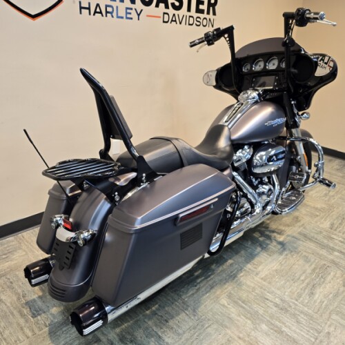 2017 Harley-Davidson® Street Glide® Special Charcoal Denim FLHXS thumb 3