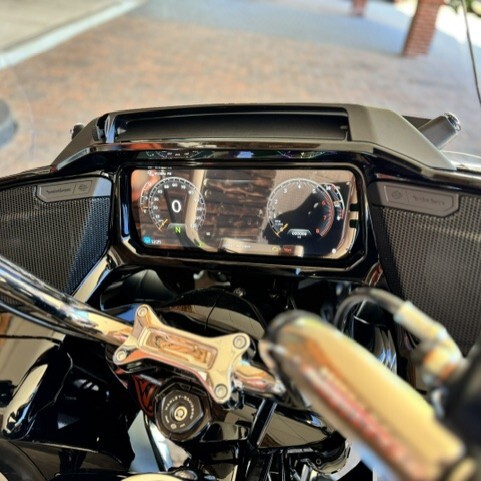  2026 Harley Davidson Road Glide Limited FLTRXL thumb 2