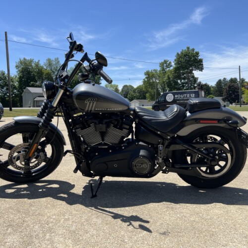 2022 Harley-Davidson® Street Bob® 114 Gauntlet Gray Metallic thumb 0
