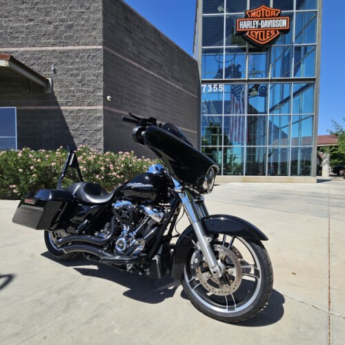 FLHX 2019 Street Glide® thumb 2