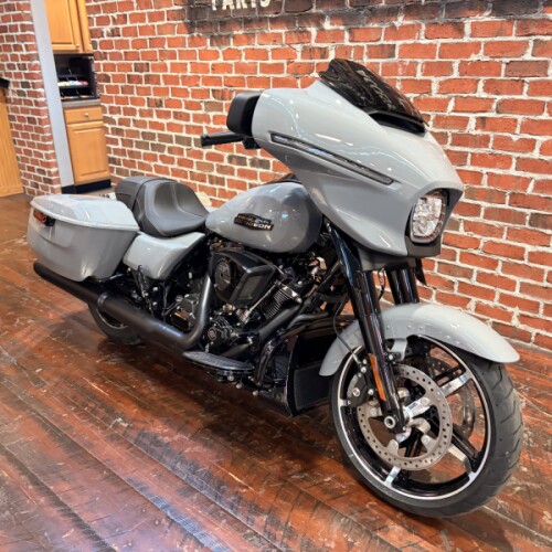 FLHX 2026 Street Glide® thumb 2