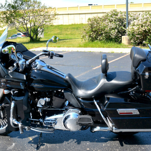 2009 Harley-Davidson® Road King® Black Cherry thumb 2