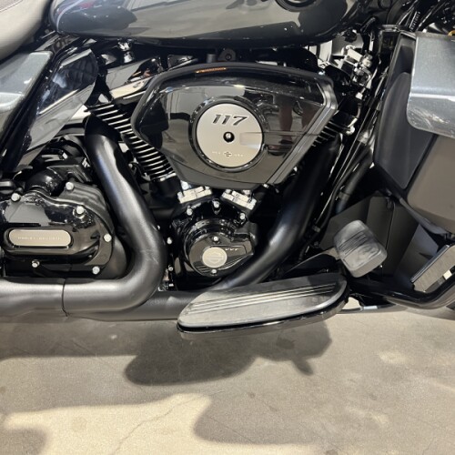 2026 Harley-Davidson® Street Glide 3 Limited Iron Horse Metallic FLTRT thumb 0
