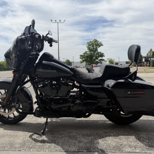 FLHXS 2018 Street Glide® Special thumb 0