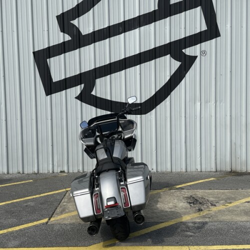 2023 Harley-Davidson® CVO™ Road Glide® Dark Platinum w/Pinstripe thumb 1