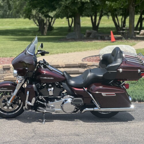 2018 Harley-Davidson® Ultra Limited Twisted Cherry thumb 2