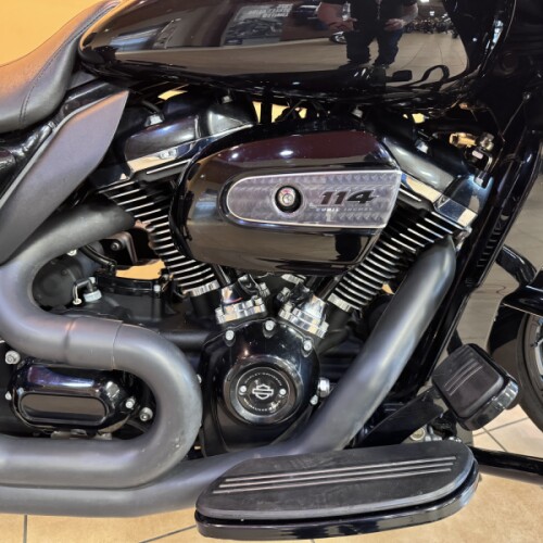2020 Harley-Davidson® Road Glide® Special Vivid Black thumb 2