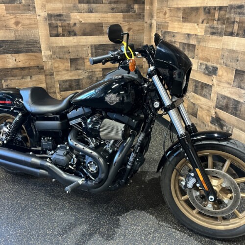 2016 Harley-Davidson® Low Rider® S Vivid Black FXDLS thumb 3