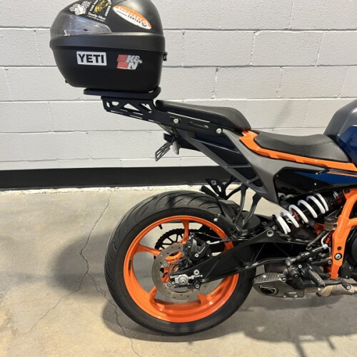2024 KTM 390 Duke Electronic Orange thumb 1