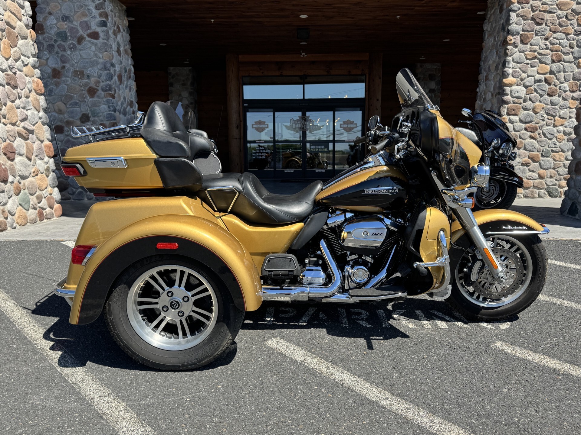 FLHTCUTG 2017 Tri Glide® Ultra