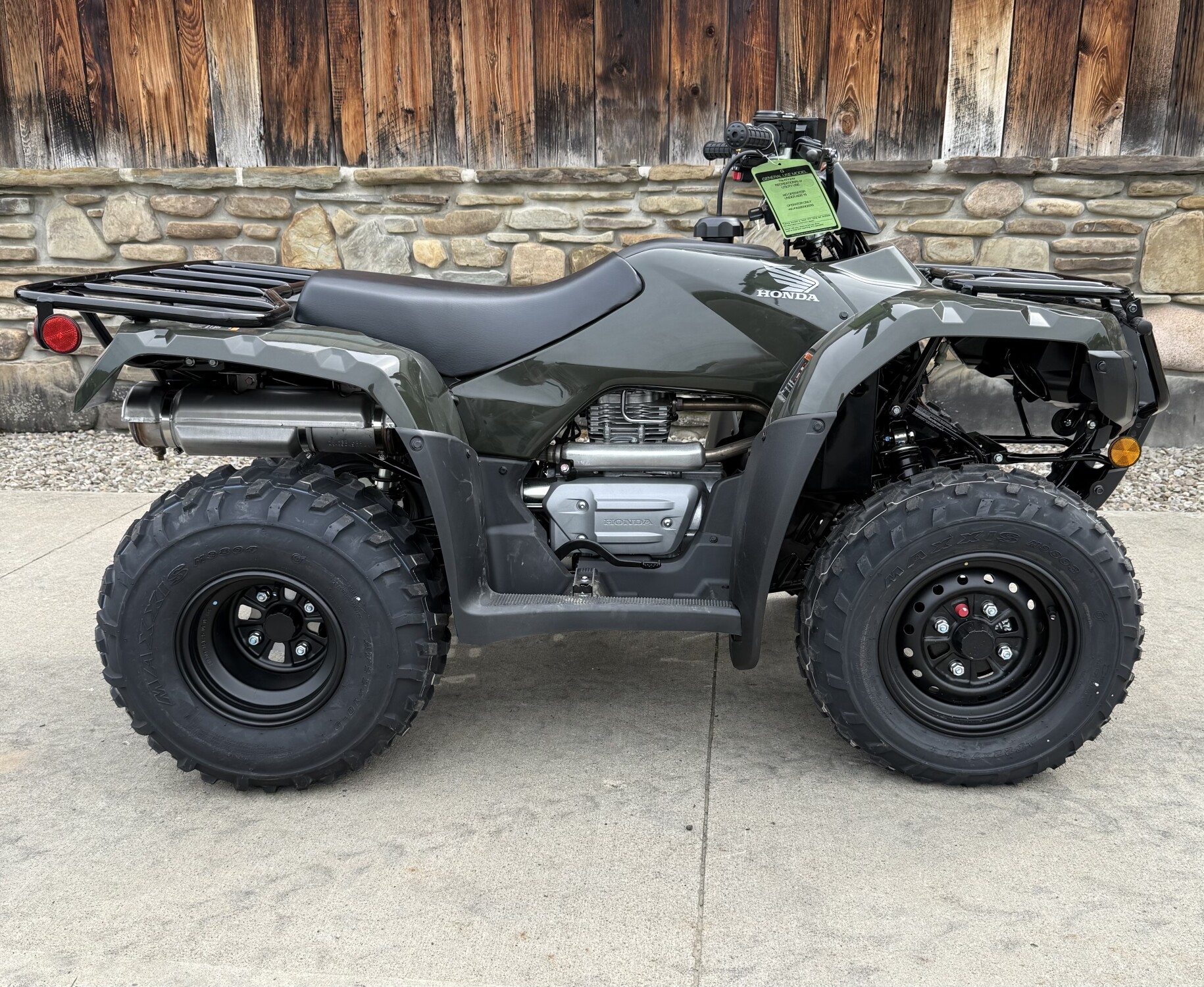 2026 Honda FourTrax Recon® ES Black Forest Green