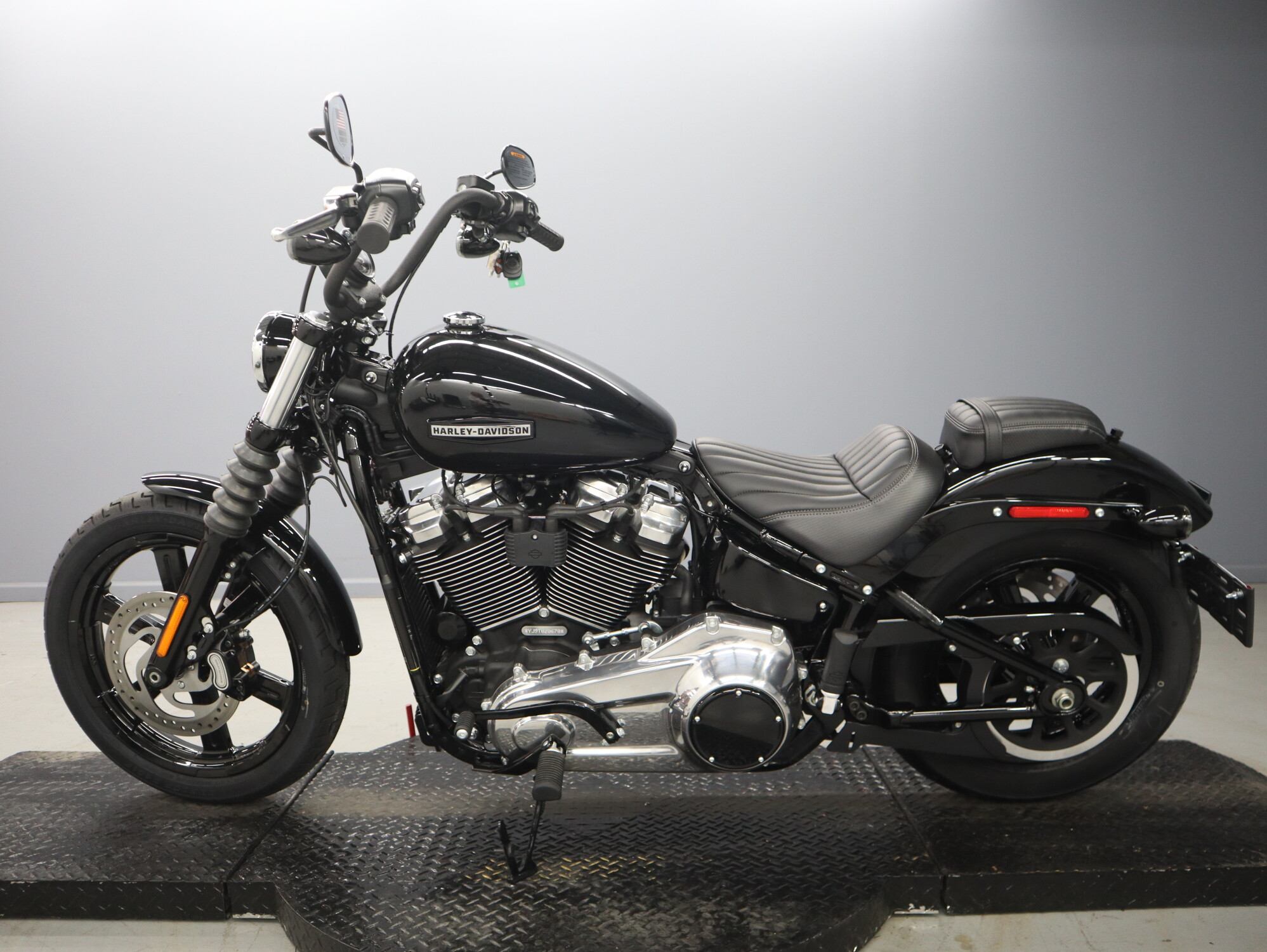 2026 Harley-Davidson® Street Bob® FXBB, photo 5