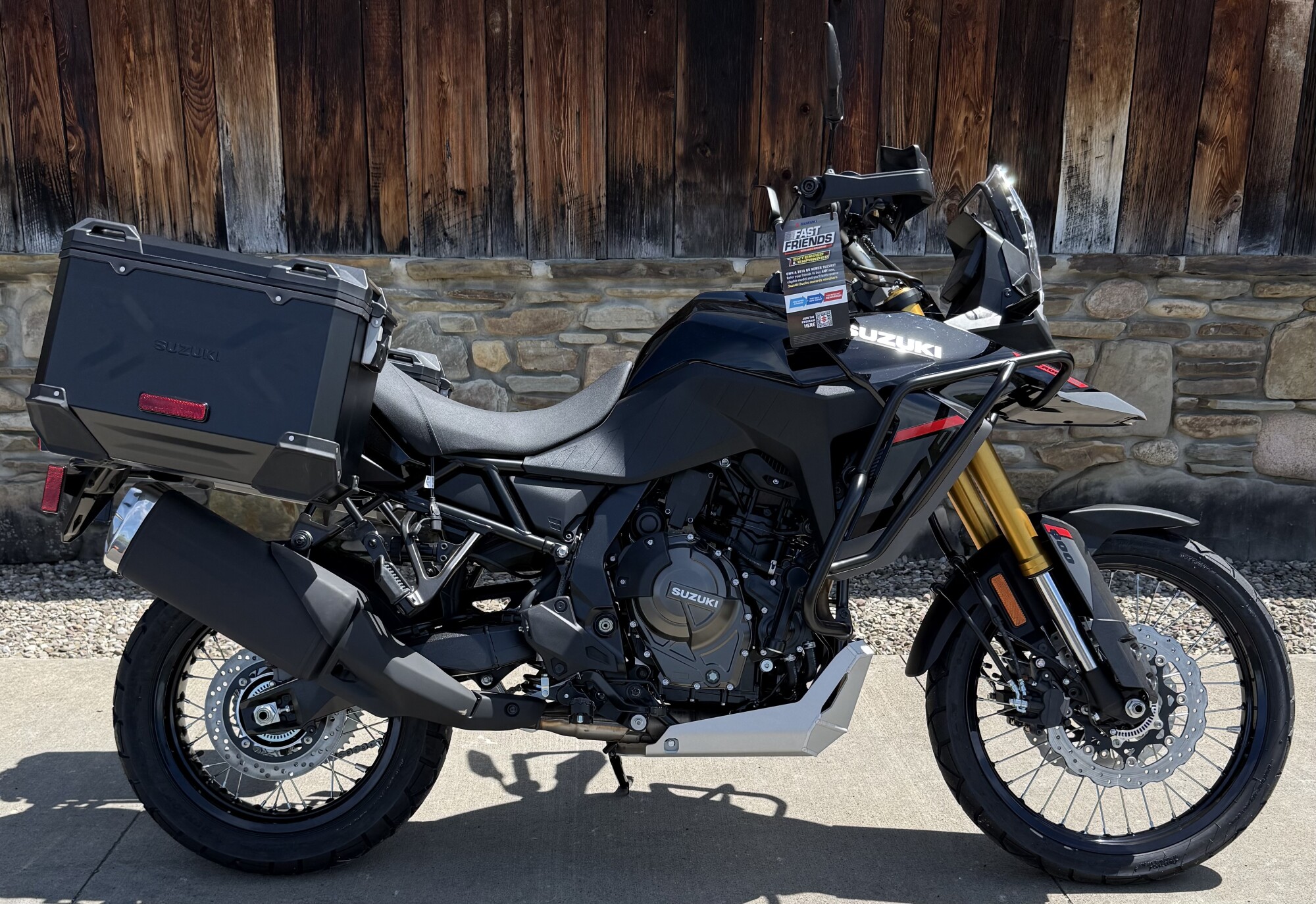 2026 Suzuki V-Strom 800DE Adventure Glass Sparkle Black