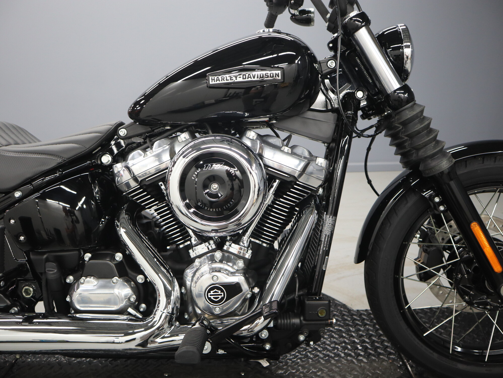 2026 Harley-Davidson® Street Bob® FXBB, photo 14