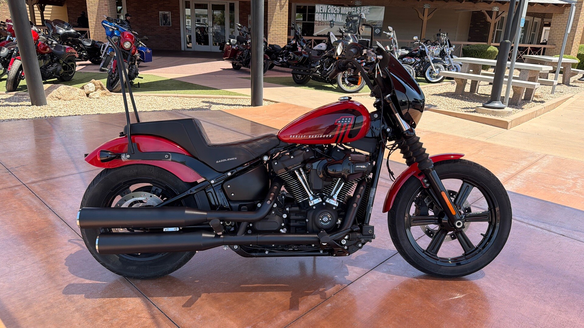 FXBBS 2023 Street Bob® 114