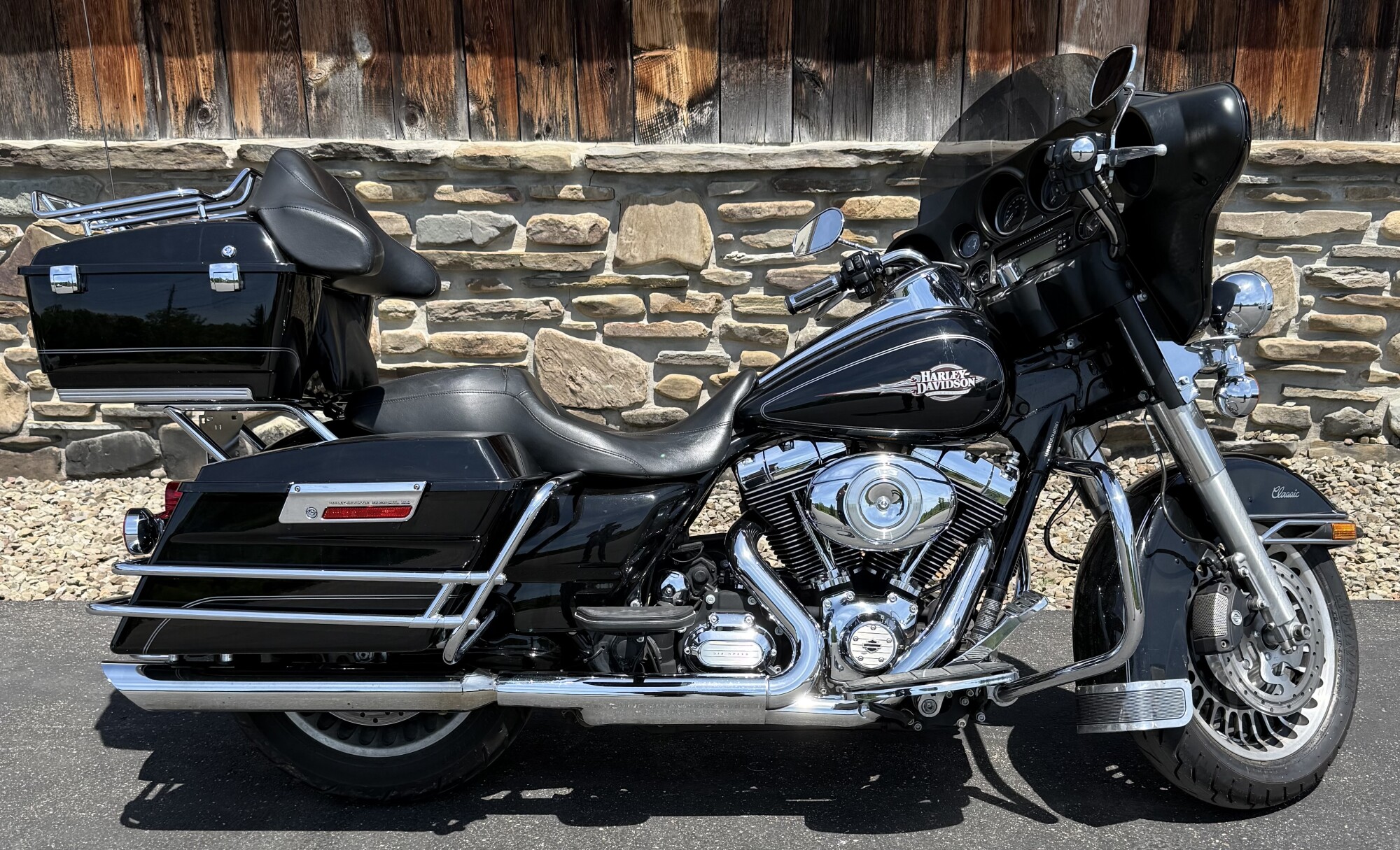 2012 Harley-Davidson® Electra Glide® Classic Vivid Black