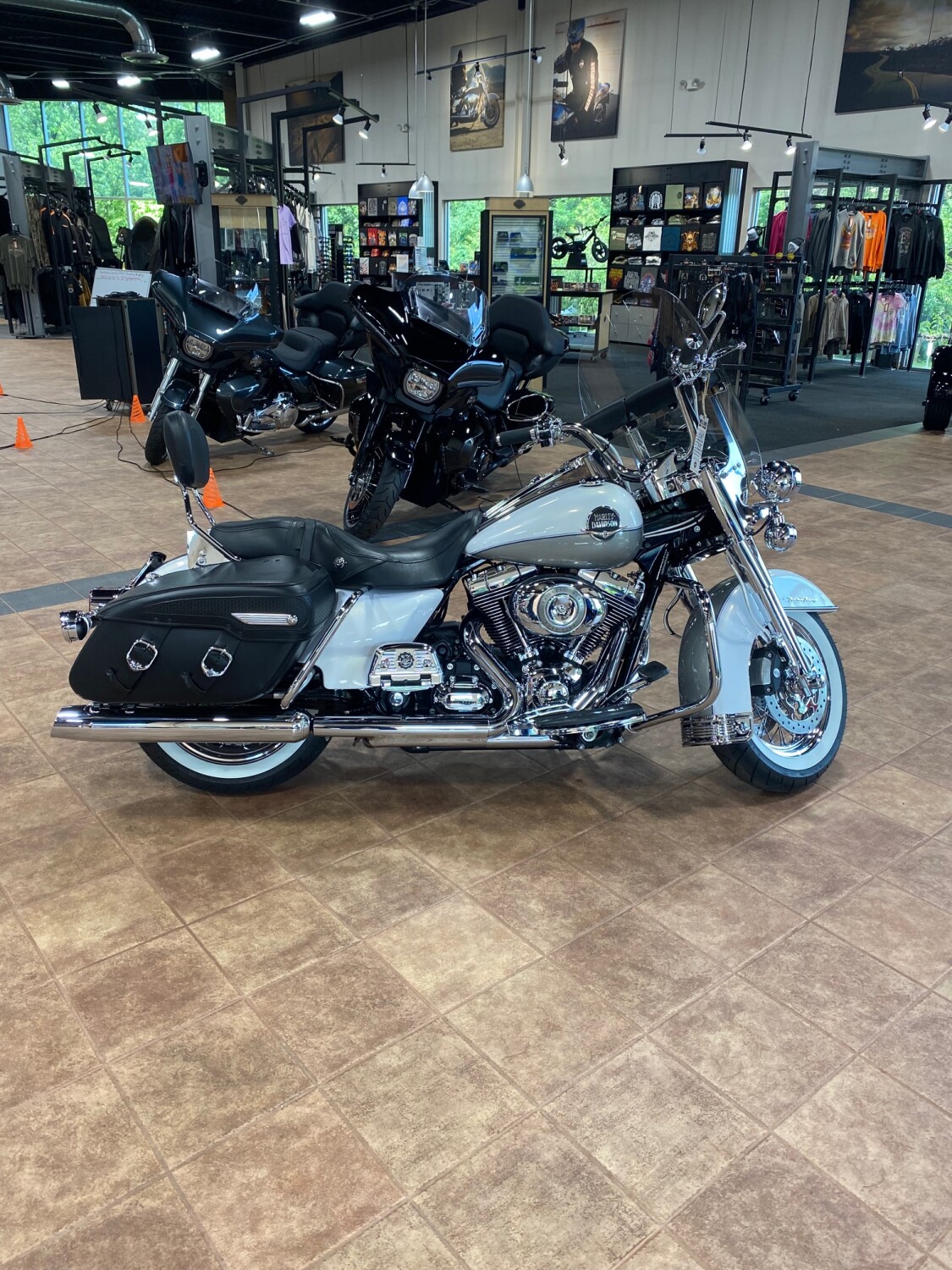  2009 Harley-Davidson® Road King® Classic