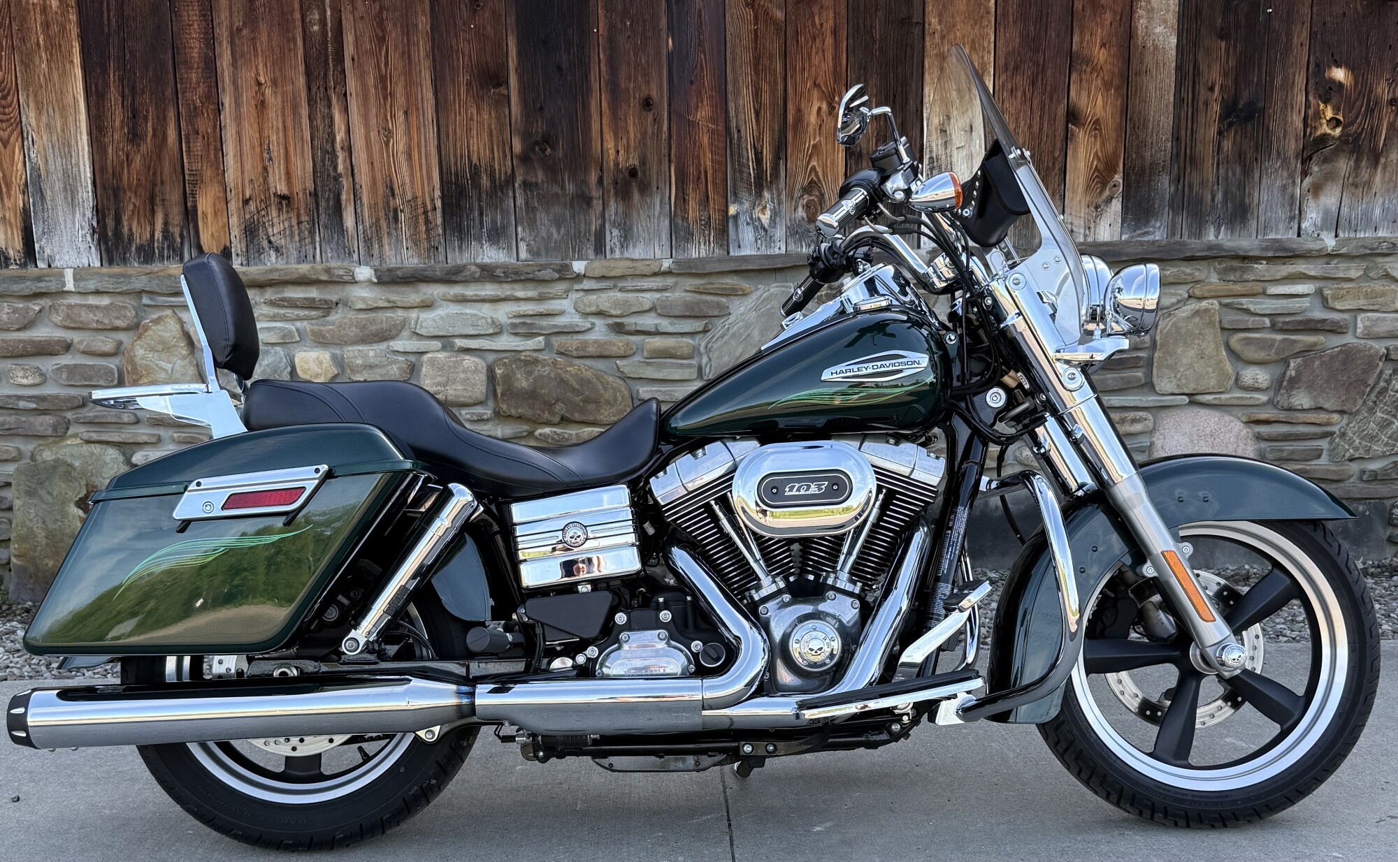 2016 Harley-Davidson® Switchback™ Deep Jade Pearl