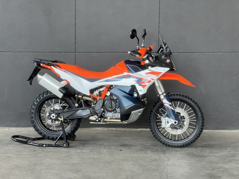 2024 KTM 890 ADVENTURE ORANGE