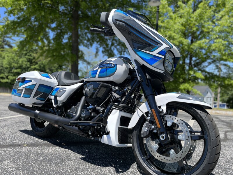 FLHX 2025 Street Glide™
