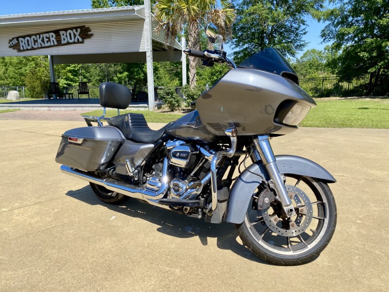 2021 Harley-Davidson Road Glide Gauntlet Gray Metallic