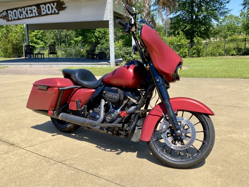 2019 Harley-Davidson Street Glide Special Wicked Red Denim