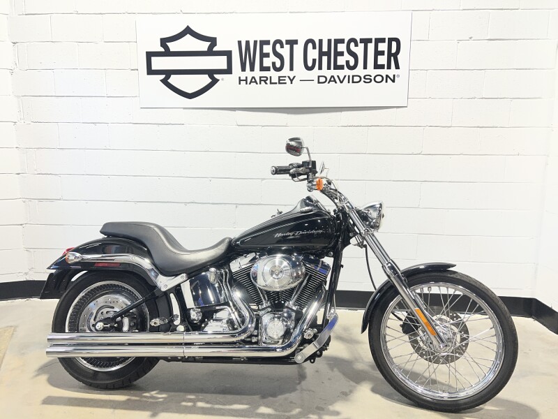 2006 Harley-Davidson® Softail Deuce Vivid Black FXSTD