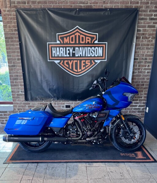 2026 Harley-Davidson® CVO Road Glide ST Electric Coast