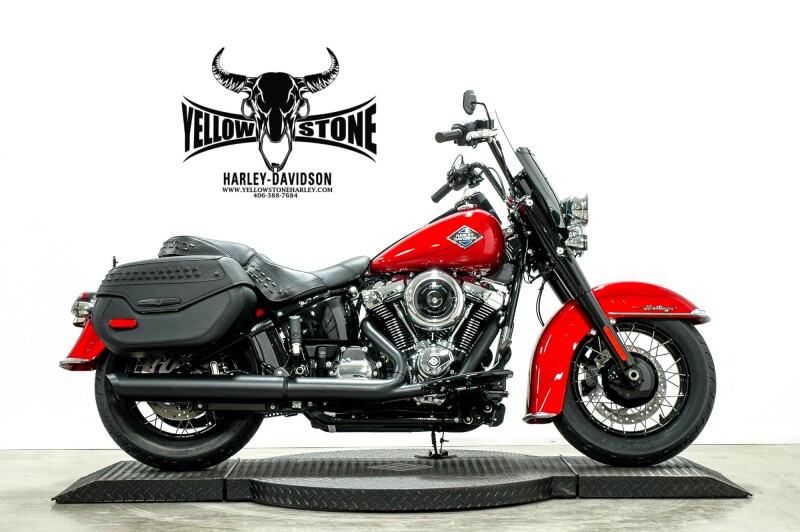 2026 Harley-Davidson® Heritage Classic Brilliant Red Black Laced Wheels