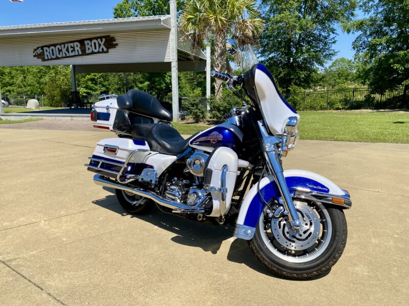 2007 Harley-Davidson Electra Glide Ultra Classic White Gold Pearl & Deep Cobalt Pearl