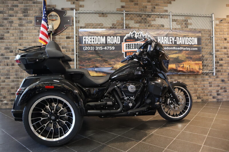 2026 Street Glide 3 Limited (FLHLT)