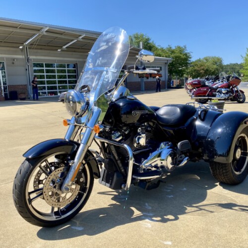 2020 Harley-Davidson Freewheeler Vivid Black thumb 3