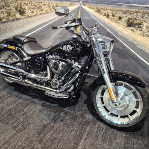 2026 Harley-Davidson® Fat Boy® Vivid Black Chrome Trim thumb 2