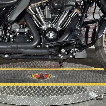 FLTRXST 2023 Road Glide® ST thumb 2