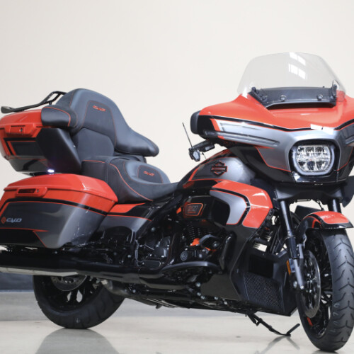 FLHXLSE 2026 CVO Street Glide Limited thumb 3