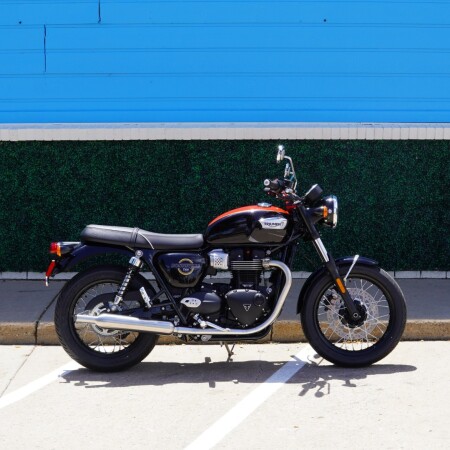 2026 Bonneville T100 thumb 3