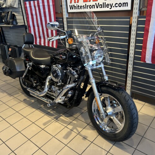 2015 H-D XL1200C 1200 Custom 1200cc thumb 1