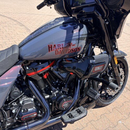 FLHXSTSE 2026 CVO Street Glide ST thumb 0