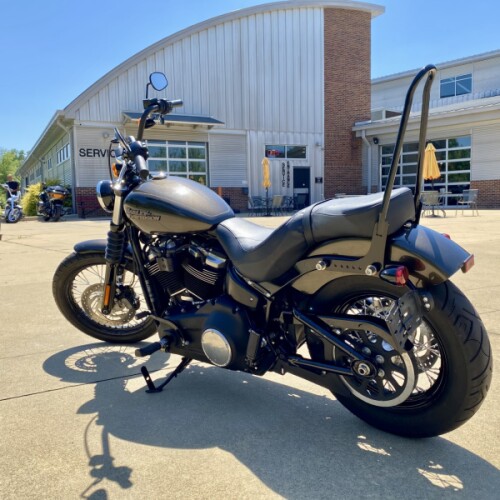 2020 Harley-Davidson Street Bob River Rock Gray thumb 2