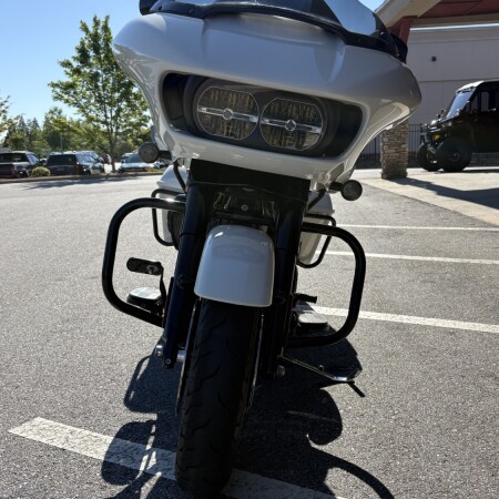 2018 Road Glide Special Bonneville Salt Pearl thumb 3