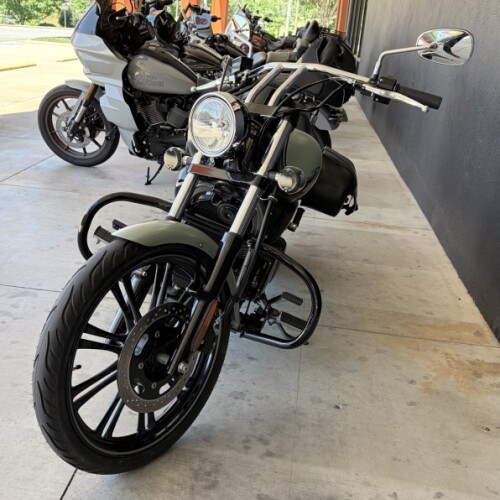 VN900C/F 2023 Vulcan® 900 Custom thumb 1