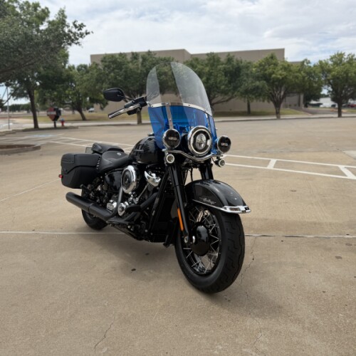2026 Harley-Davidson® Heritage Classic Midnight Ember w/Laced Wheels thumb 2