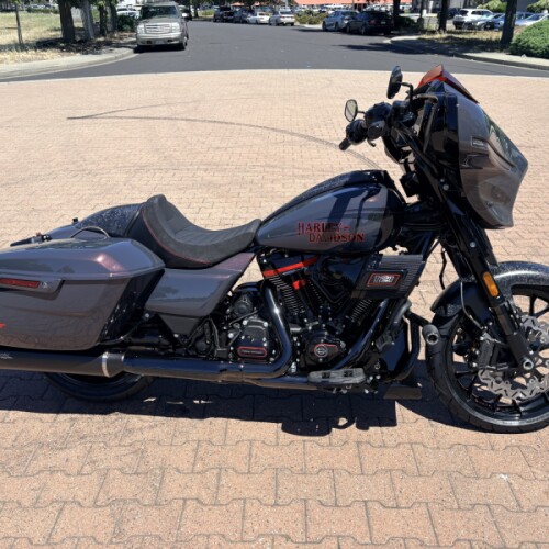 FLHXSTSE 2026 CVO Street Glide ST thumb 1