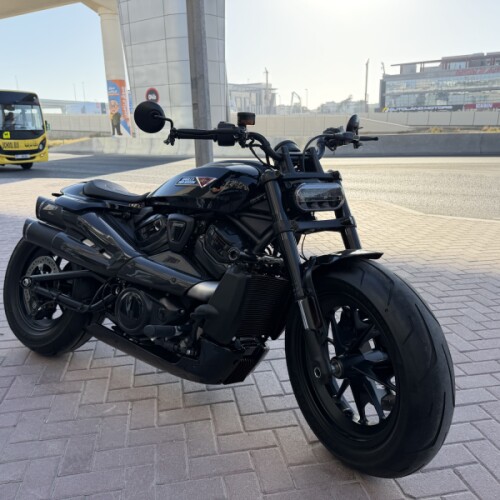 2025 Harley-Davidson® Sportster™ S Vivid Black thumb 3