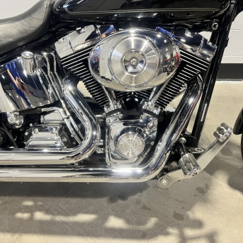 2006 Harley-Davidson® Softail Deuce Vivid Black FXSTD thumb 1