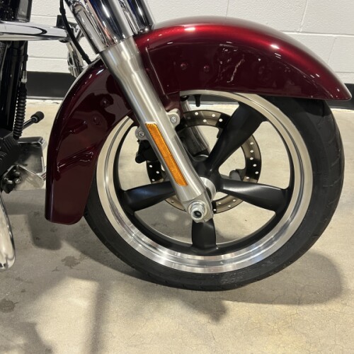 2015 Harley-Davidson® Switchback™ Mysterious Red Sunglo FLD thumb 2