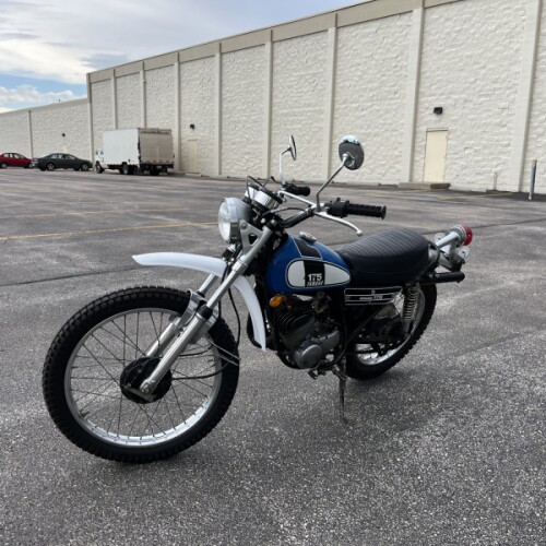 1975 Yamaha DT175 thumb 1