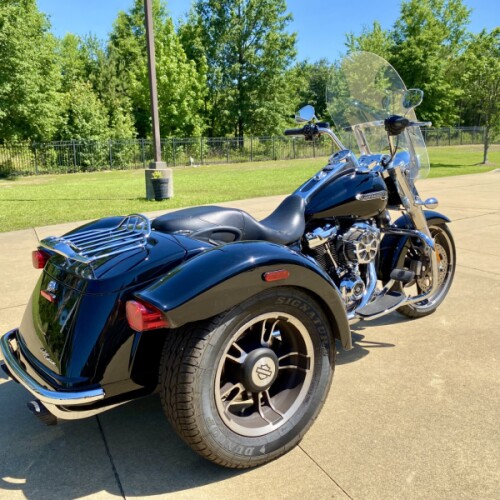 2020 Harley-Davidson Freewheeler Vivid Black thumb 1