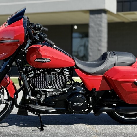 FLHX 2026 Street Glide® thumb 1