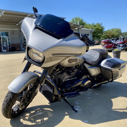 2023 Harley-Davidson CVO Street Glide Dark Platinum w/Pinstripe thumb 3
